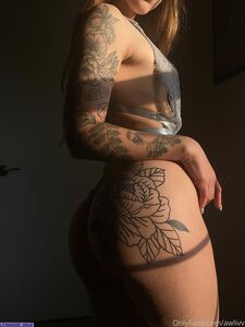 awlivv exclusive onlyfans leaked nude