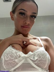 itsm3lenarose exclusive onlyfans leaked nudes