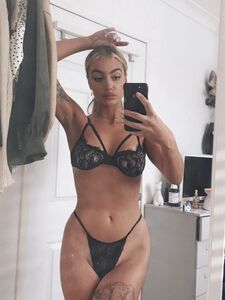 holmontana exclusive onlyfans leaked nudes