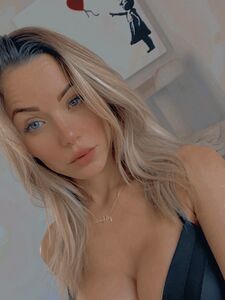 melaniepavola exclusive onlyfans leaked nudes