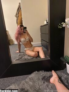 QUEENSLUTG aka gkiri new hot onlyfans leaked nudes