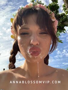 Anna Blossom aka annablossom exclusive onlyfans leaked nudes