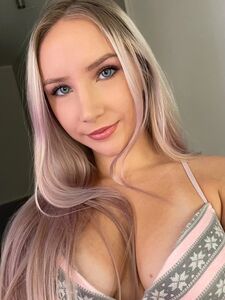 zaraxyazminn new hot onlyfans leaked nudes