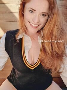 loveamypond onlyfans leaks nude photos