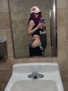 Maiyaakrin Onlyfans Leaks Nude Photos