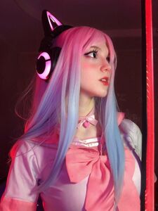 AstasiaDream (899 pictures)