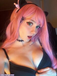 AstasiaDream (899 pictures)