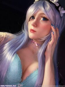 AstasiaDream (899 pictures)