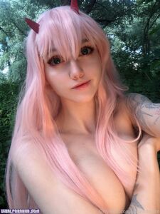 AstasiaDream (899 pictures)