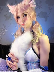 AstasiaDream (899 pictures)