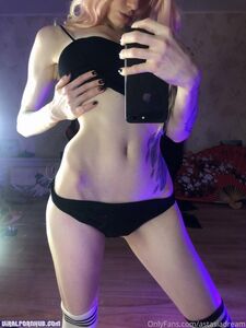 AstasiaDream (899 pictures)