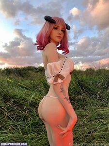 AstasiaDream (899 pictures)