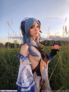 AstasiaDream (899 pictures)