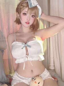 [黑龙贯通] 莱莎 睡衣 碧蓝联动版 (12 pictures)