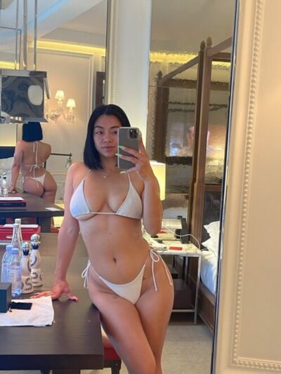 Juicylipsbb Aka Salaminippz Latest Nude Boobs And Pussy Onlyfans Leaked Album