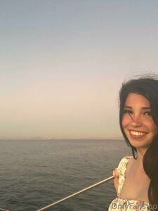 Belle Delphine Candid Holiday Photos Onlyfans Set Leaked