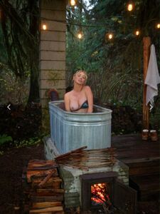 Sara Jean Underwood Latest Nude Boobs And Pussy Spread Leaks Photos