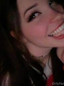 Belle Delphine Cute Laptop Selfies Onlyfans Leaks Album